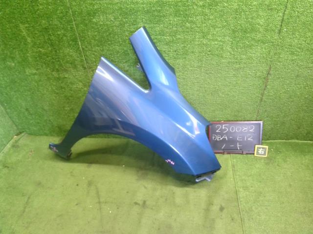 【中古】ノート DBA-E12 右フロントフェンダー F3100-5VAMA 自社品番250082 RAW