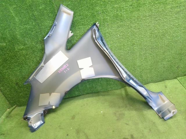 【中古】ノート DBA-E12 右フロントフェンダー F3100-5VAMA 自社品番250082 RAW