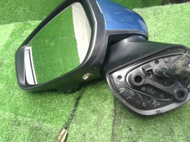 【中古】ノート DBA-E12 左ドアミラー サイドミラー 96302-5VA0C 自社品番250082 RAW