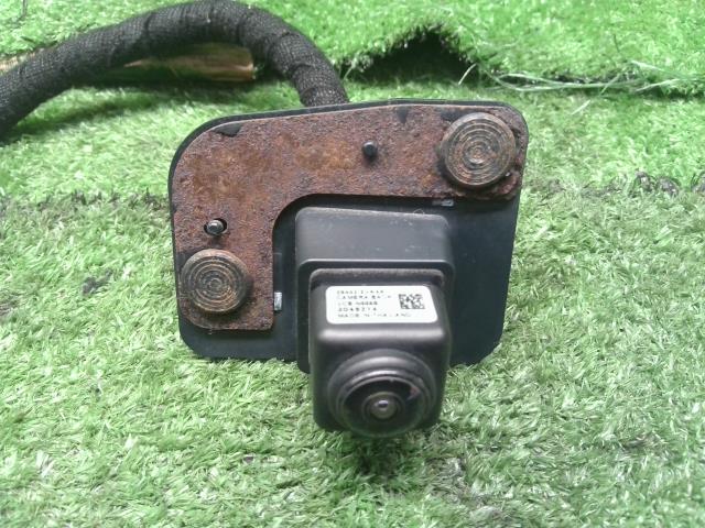 【中古】ノート DBA-E12 リア バックカメラ 28442-3VA4A 自社品番250082 RAW