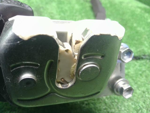 【中古】パッソ DBA-KGC35 リアゲート バックドアロック 69350-B1070 自社品番250084 T25