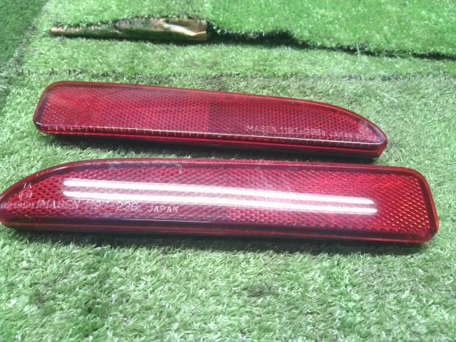 【中古】ルークス 4AA-B48A リフレクター  自社品番250086 P26