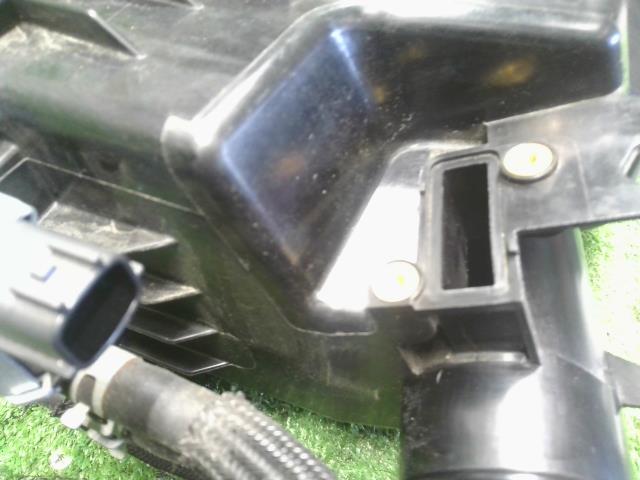 【中古】ルークス 4AA-B48A エアクリーナー 16500-7MA0B 自社品番250086 P26