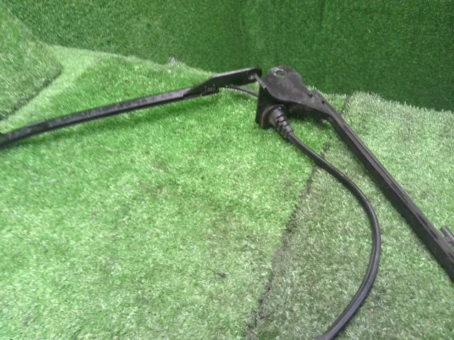 【中古】ベリーサ DBA-DC5W 右リアＡＢＳセンサー D351-43-71YA 自社品番250095 40F