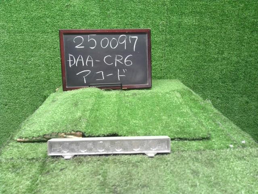 【中古】アコード DAA-CR6 ハイマウントストップランプ 34270-T2A-J01 自社品番250097 NH788P