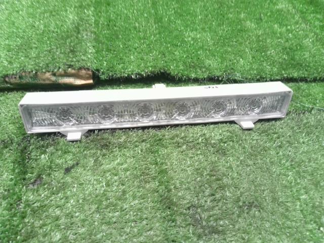 【中古】アコード DAA-CR6 ハイマウントストップランプ 34270-T2A-J01 自社品番250097 NH788P