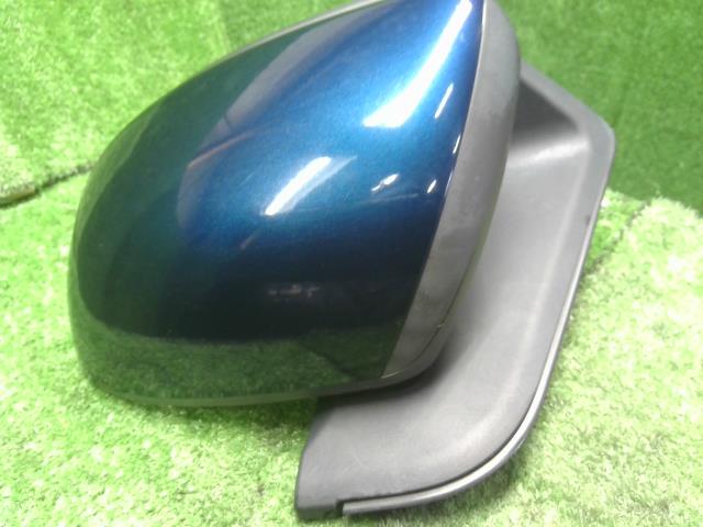 【中古】タント 6BA-LA660S 左ドアミラー サイドミラー 87940-B2S70 自社品番250102 B82