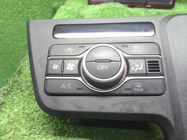 【中古】タント 6BA-LA660S エアコン AC スイッチパネル 55910-B2680 自社品番250102 B82