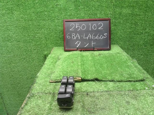 【中古】タント 6BA-LA660S パワーウインドウ PWスイッチ 84820-B2530 自社品番250102 B82