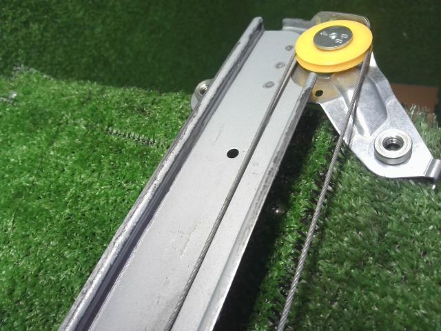 フォレスター 5BA-SK9 右リアドアレギュレーター・モーター 61042SJ020 自社品番250108