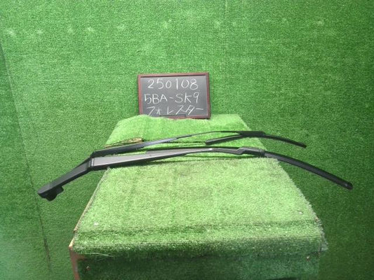 フォレスター 5BA-SK9 フロントワイパーアーム 左右セット 86532SJ000 自社品番250108