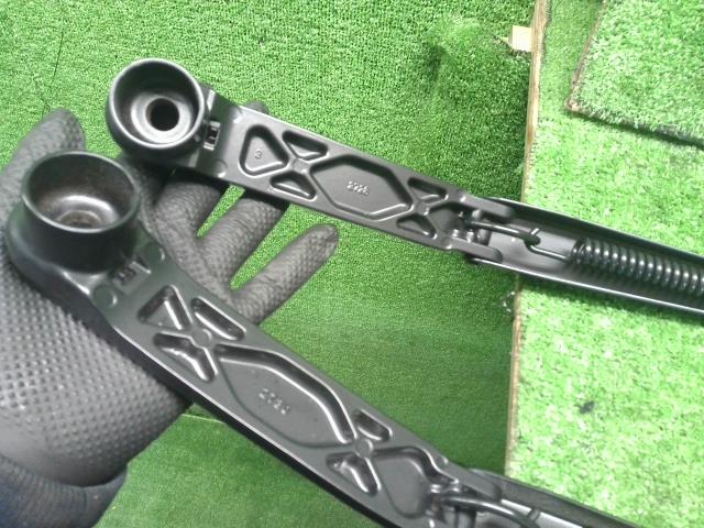 フォレスター 5BA-SK9 フロントワイパーアーム 左右セット 86532SJ000 自社品番250108
