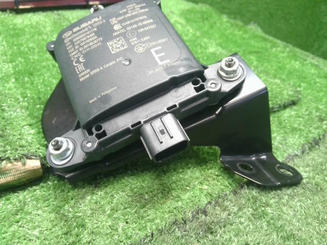 フォレスター 5BA-SK9 左ブラインドスポットモニターセンサー  SRR3-A 自社品番250108