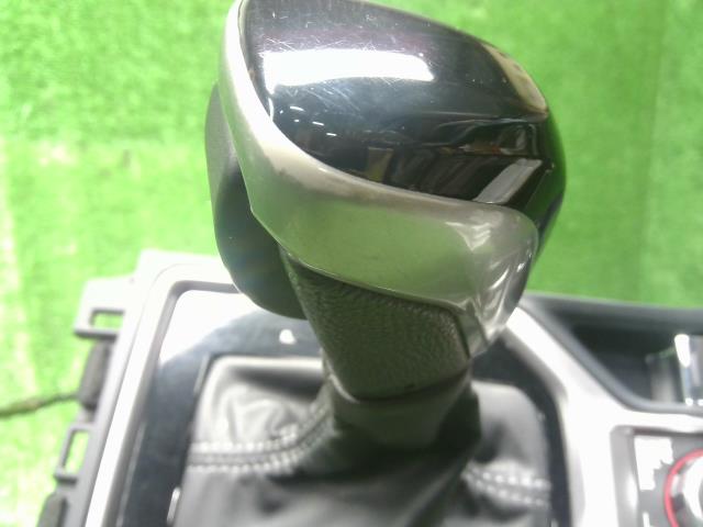 フォレスター 5BA-SK9 純正 シフトレバー セレクトレバー 35111SJ000 自社品番250108