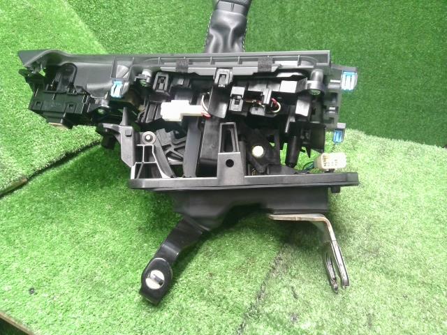 フォレスター 5BA-SK9 純正 シフトレバー セレクトレバー 35111SJ000 自社品番250108