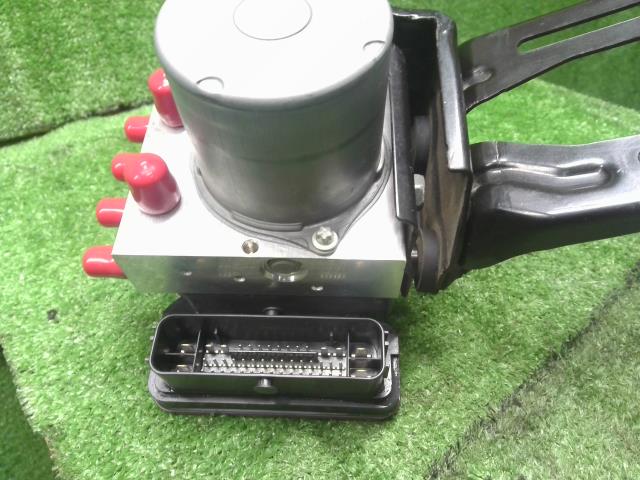 フォレスター 5BA-SK9 ABSアクチュエーター ブレーキアクチュエーター　27536SJ050 自社品番250108