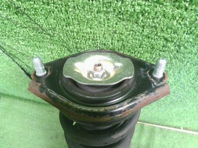 フォレスター 5BA-SK9 左リアストラット 左Rストラット 助手席側 20365SJ010 自社品番250108