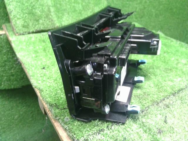 フォレスター 5BA-SK9 エアコンスイッチパネル  ACスイッチパネル オートA/C 72311SJ750　自社品番250108