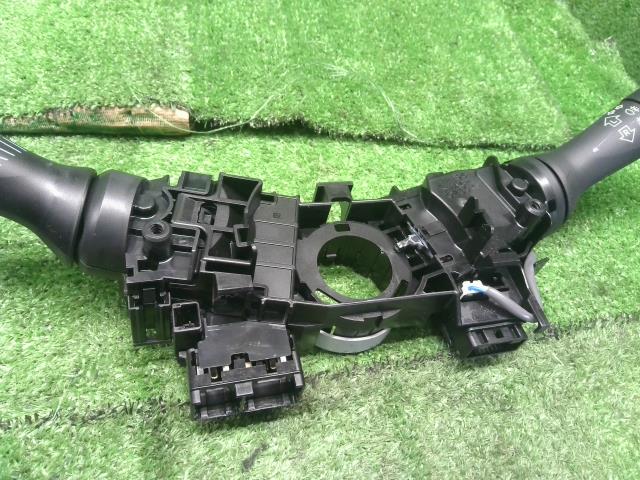 フォレスター 5BA-SK9 ディマースイッチ　コンビネーション ライトSW ワイパーSW 83115AL000 自社品番250108