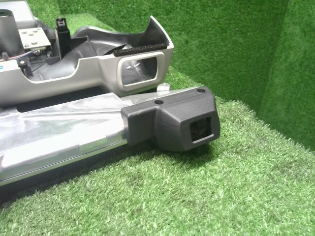 フォレスター 5BA-SK9 純正 ルームランプ  ルームライトフロントカメラ付 自社品番250108