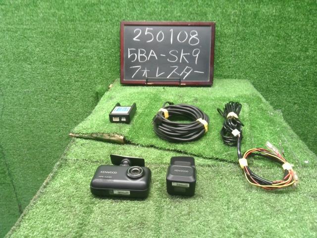 フォレスター 5BA-SK9 ドライブレコーダー DRV-MR740 KENWOOD 自社品番250108
