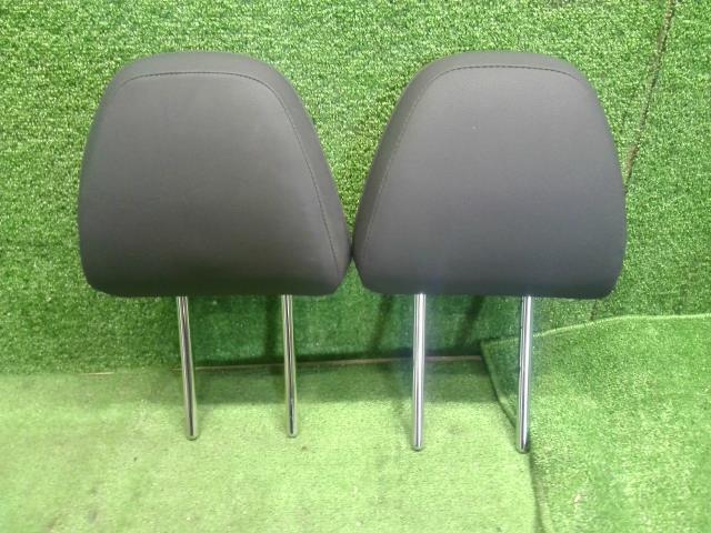 フォレスター 5BA-SK9 ヘッドレスト 1台分 自社品番250108