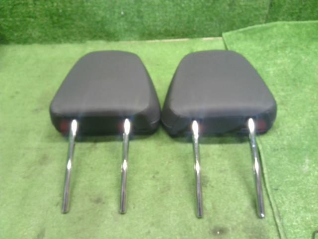 フォレスター 5BA-SK9 ヘッドレスト 1台分 自社品番250108