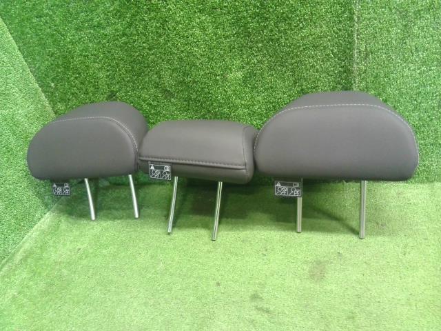 フォレスター 5BA-SK9 ヘッドレスト 1台分 自社品番250108