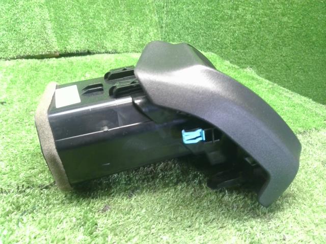 フォレスター 5BA-SK9 左エアコン吹出口 助手席側 66110SJ110 自社品番250108