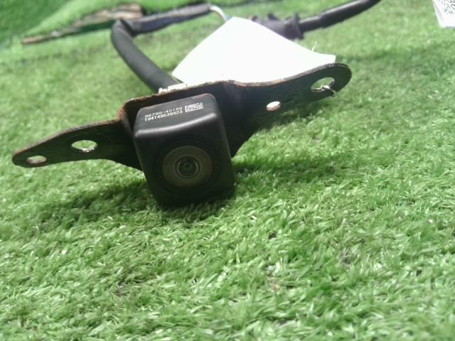 ハリアー DBA-ZSU65W バックカメラ リアカメラ　86790-48180 自社品番250109