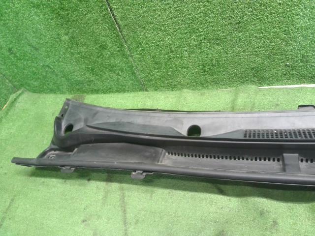 ハリアー DBA-ZSU65W カウルトップパネル 55708-48160 自社品番250109