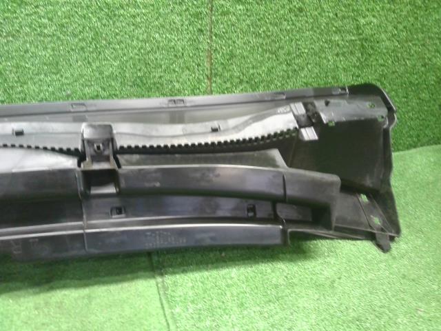 ハリアー DBA-ZSU65W カウルトップパネル 55708-48160 自社品番250109