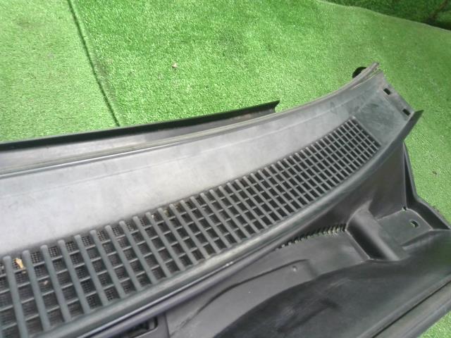 ハリアー DBA-ZSU65W カウルトップパネル 55708-48160 自社品番250109