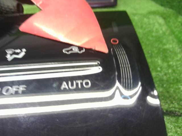 ハリアー DBA-ZSU65W エアコンスイッチパネル オートAC　デュアル　55900-48610 自社品番250109