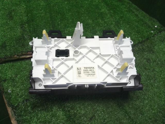 ハリアー DBA-ZSU65W エアコンスイッチパネル オートAC　デュアル　55900-48610 自社品番250109