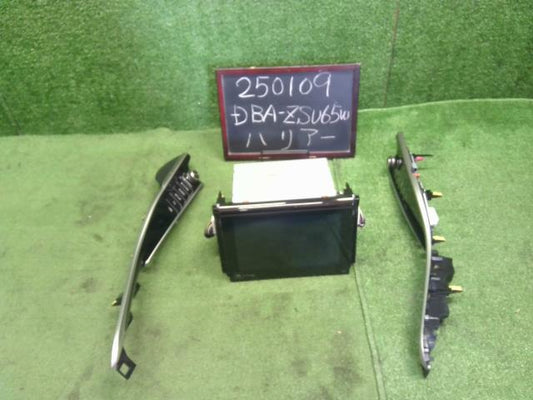 ハリアー DBA-ZSU65W Panasonic　カーナビゲーション　86100-48262　  自社品番250109