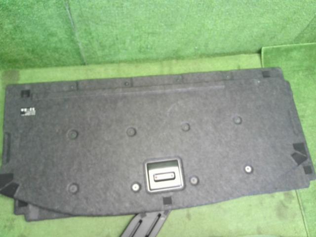 ハリアー DBA-ZSU65W リアボード　ラゲッジボード　 58410-48120-C0 自社品番250109