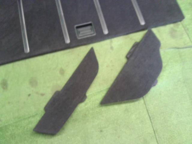 ハリアー DBA-ZSU65W リアボード　ラゲッジボード　 58410-48120-C0 自社品番250109