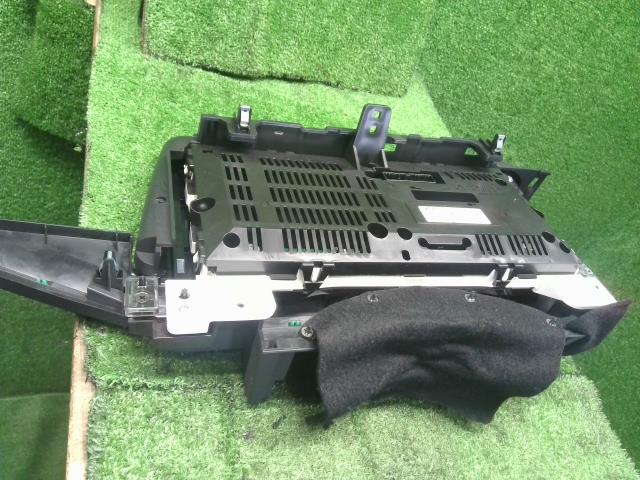 【中古】ノート 6AA-E13 スピードメーター  自社品番250111 RAY