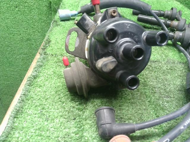 【中古】ミニキャブ V-U42T ディストリビューター デスビ MD340411 自社品番250114 W74