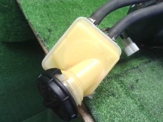 【中古】ハイゼット EBD-S211P ブレーキマスター 47201-B5070 自社品番250135 W09