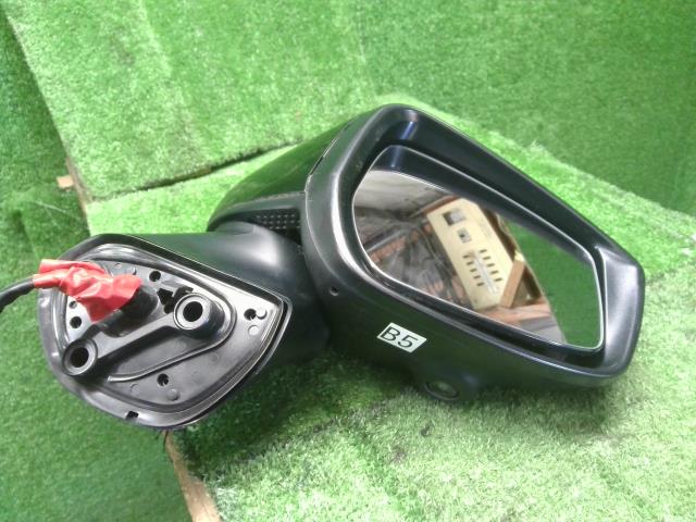 【中古】ノート DAA-HE12 右ドアミラー サイドミラー  自社品番250139 KH3
