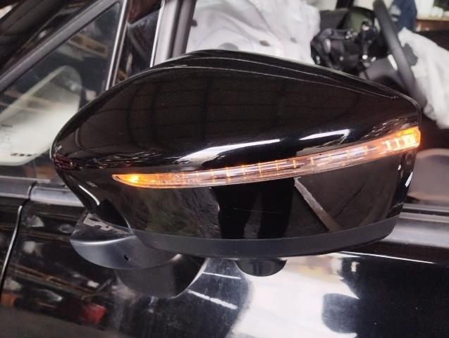 【中古】ノート DAA-HE12 左サイドミラー ドアミラー 自社品番250139 KH3