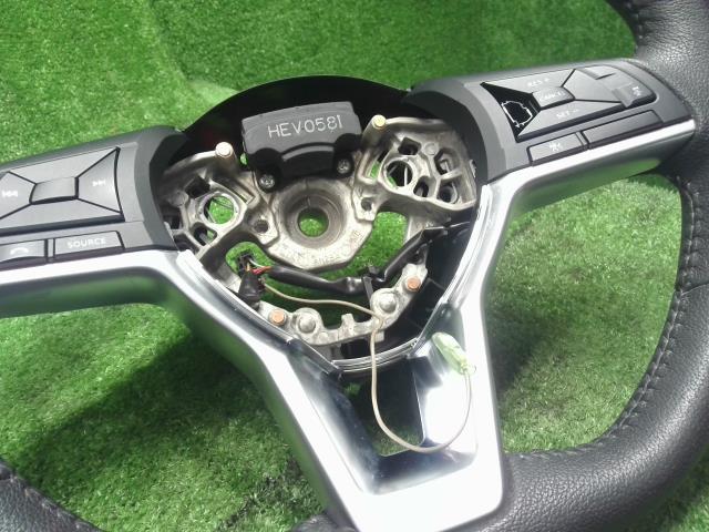 【中古】ノート DAA-HE12 ステアリングホイール ハンドル  自社品番250139 KH3