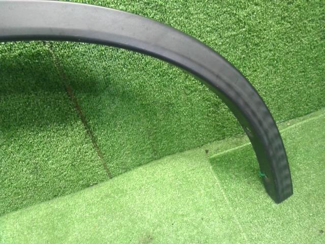 【中古】エクストレイル DBA-NT32 右フロントフェンダー アーチモール  自社品番250144 KAD