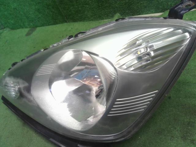 【中古】フィット DBA-GE8 左ヘッドランプ ライト 33151-TF0-J01 自社品番250146 PB83P