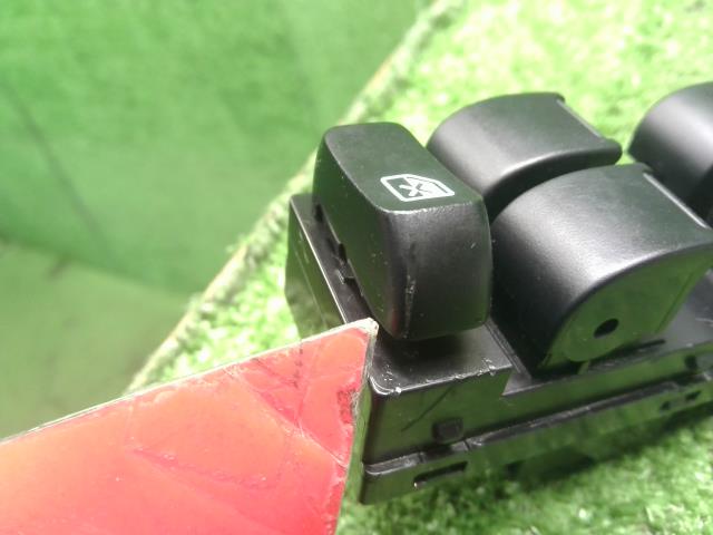 【中古】ワゴンＲ CBA-MH21S パワーウインドウ PWスイッチ 37990-58J01 自社品番250154 Z2S
