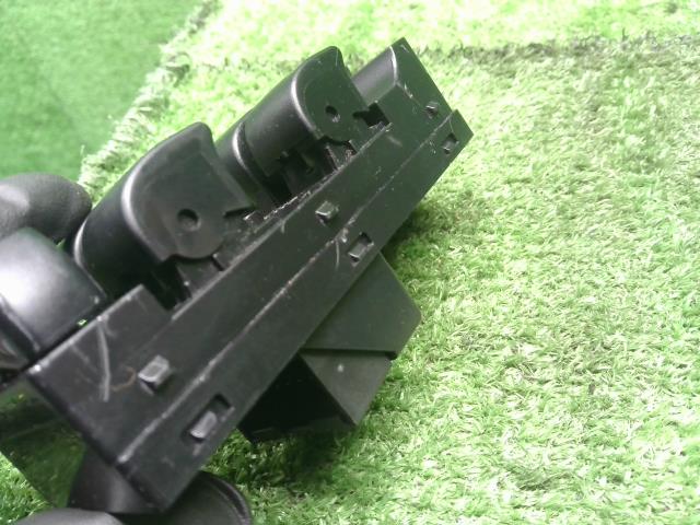 【中古】ワゴンＲ CBA-MH21S パワーウインドウ PWスイッチ 37990-58J01 自社品番250154 Z2S