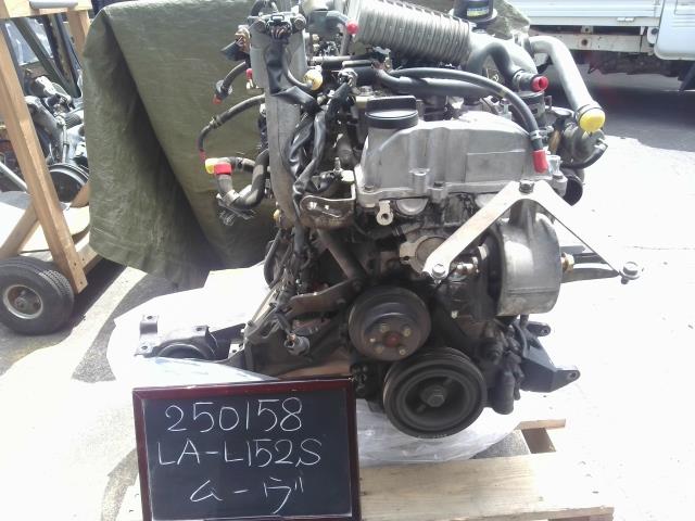 【中古】ムーヴ LA-L152S エンジン ジャンク 19000-97226 自社品番250158 T17