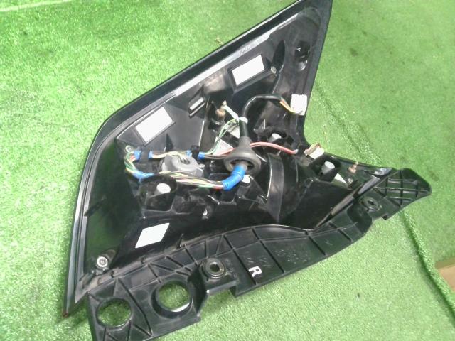 ノート　ニスモ　DAA-HE12 左右テールランプ テールライト　LED　イチコ　D202　26555-5WK0A 自社品番250170